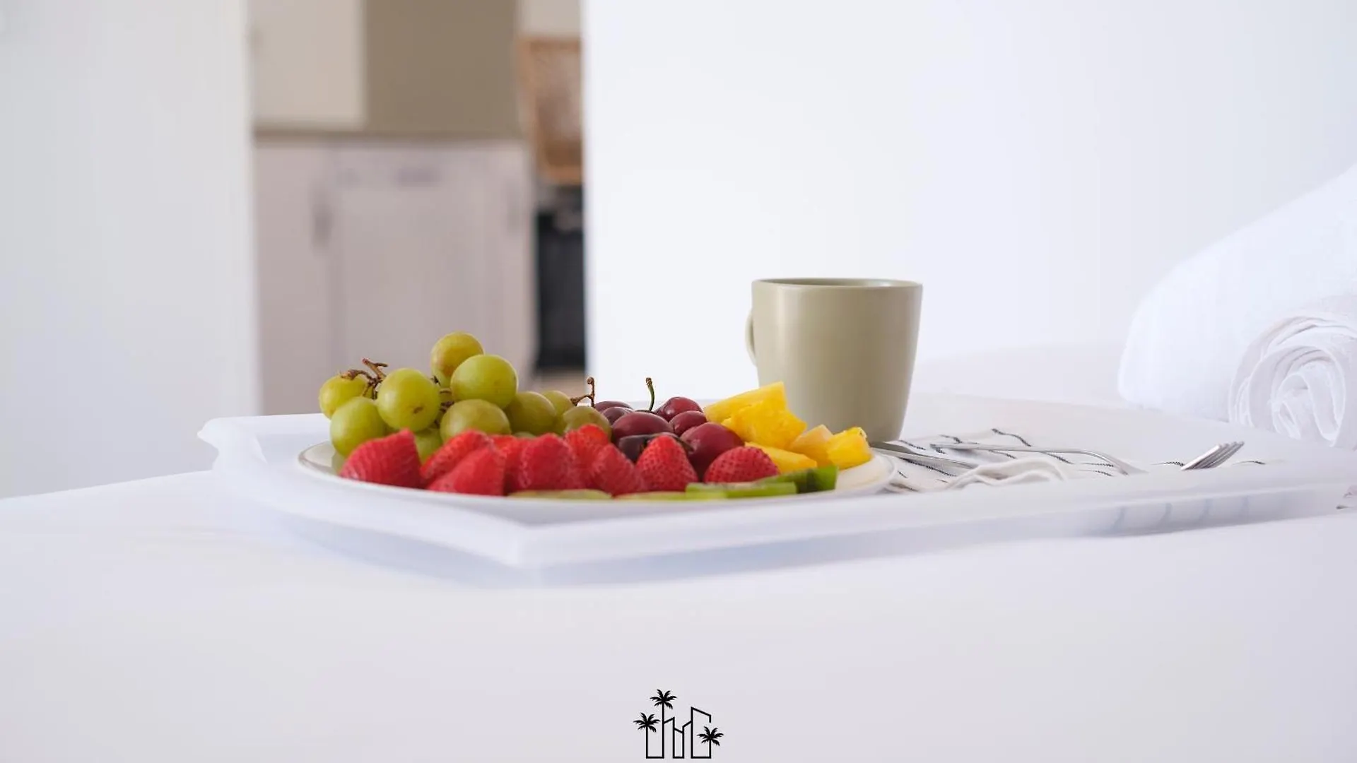 Apartmán Luxury Duplex With Pool And Padel Court In Town Màlaga